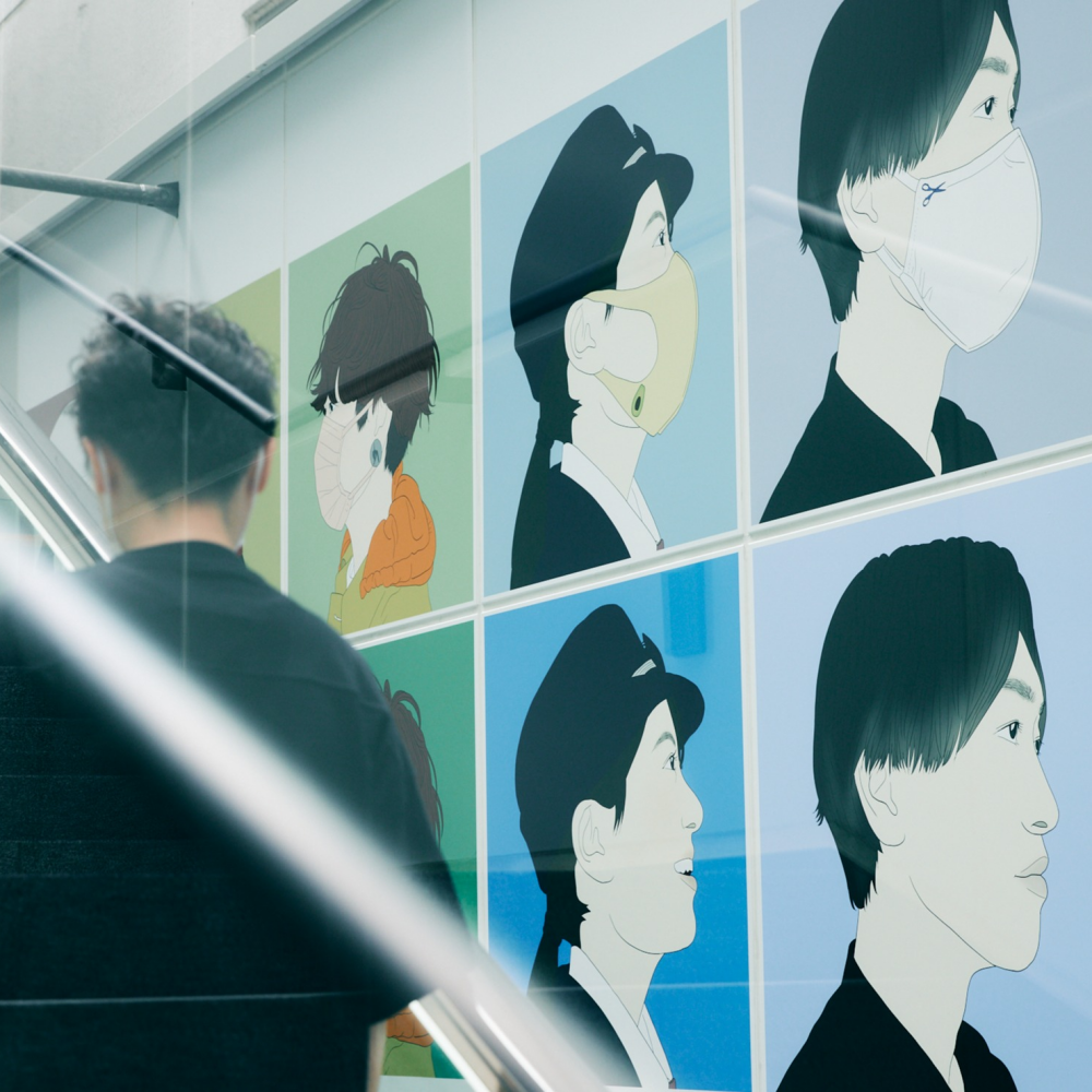 過去に実施した作品・企画 - 渋谷ヒカリエデッキ供用開始に伴う渋谷ストリートギャラリー「ヨコガオ展」の掲出